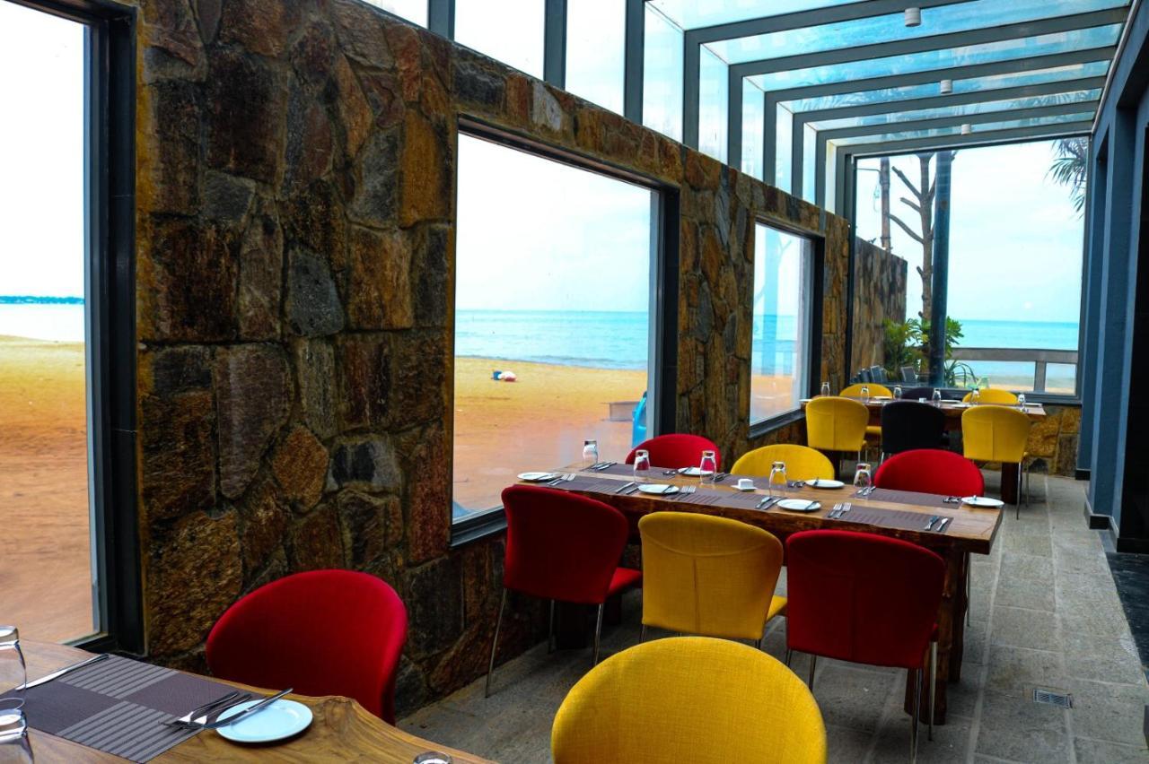 Hotel Earl's Regent 4*