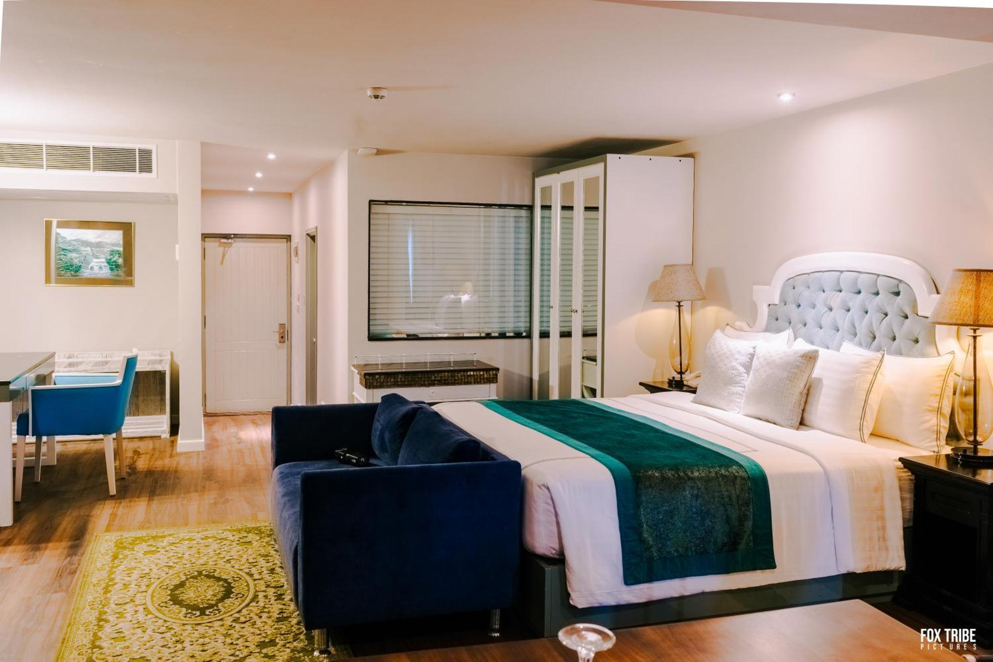 Earl's Regent 4* Negombo