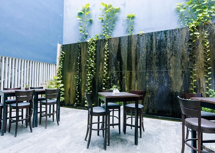 Earl\'S Regent Negombo