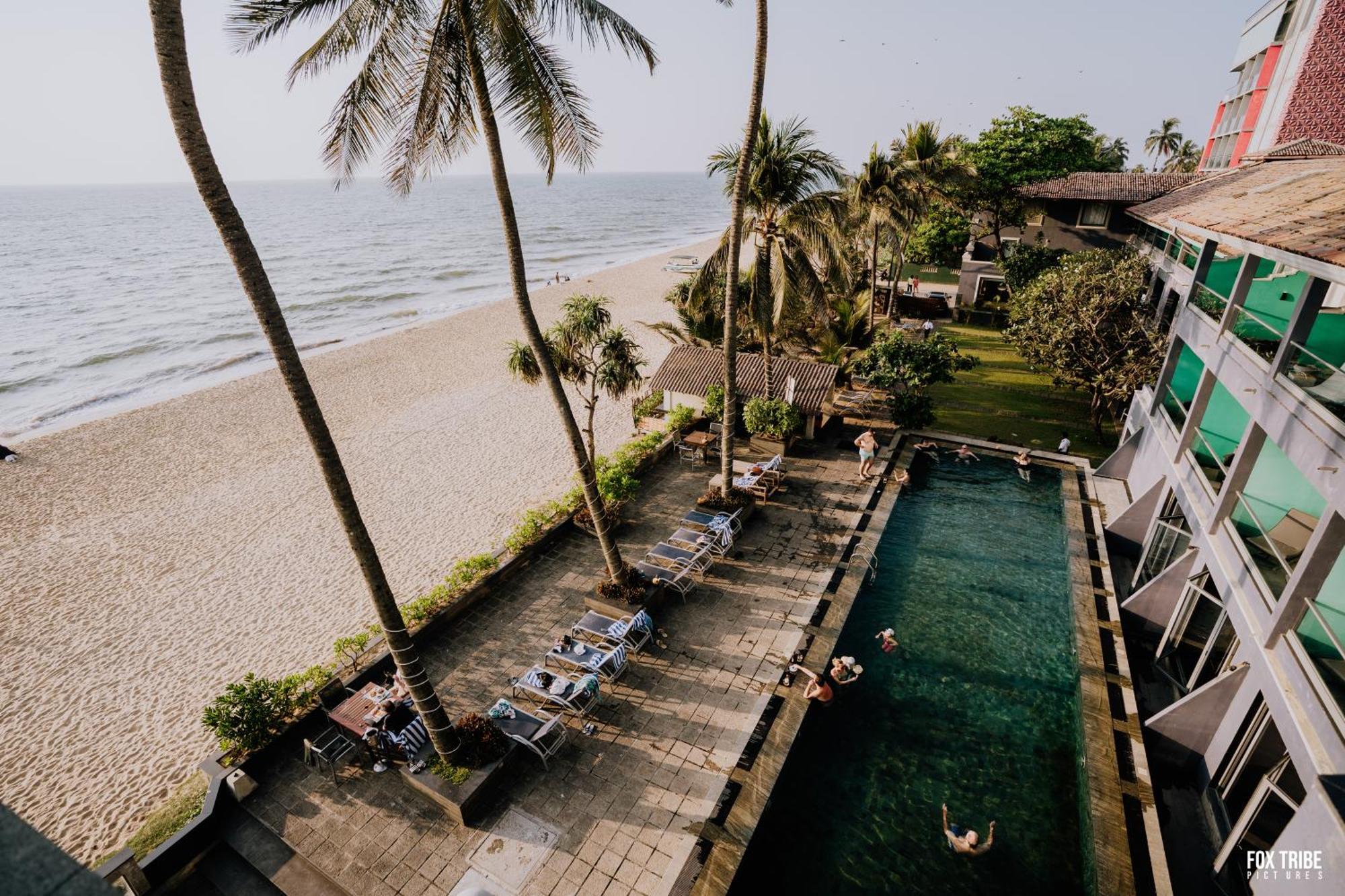 Earl's Regent Hotel Negombo